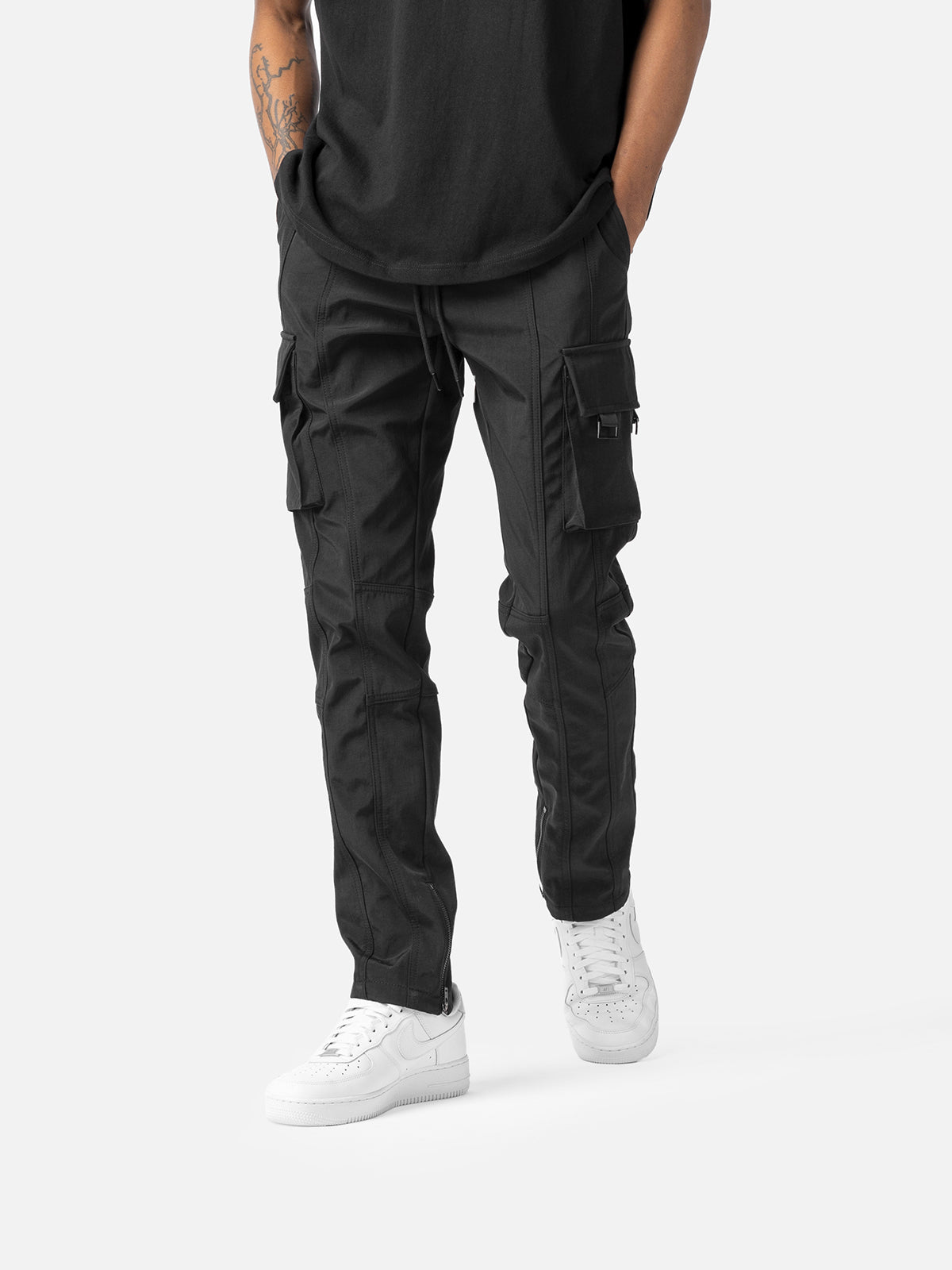 Trendy Men's Cargo pants/Black Cargos/6 Pocket CargosTrousers