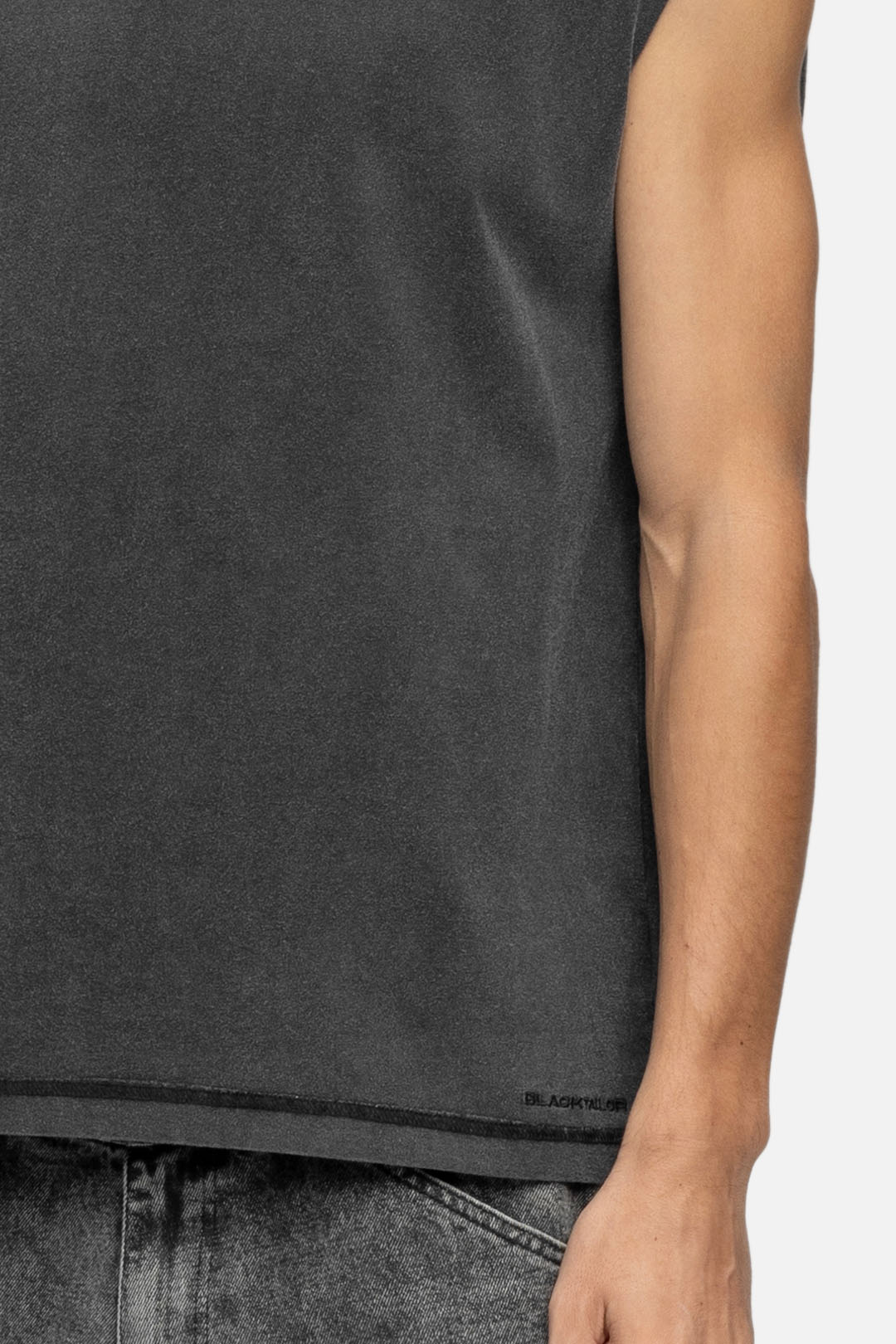 SLEEVELESS T-SHIRT WASHED BLACK