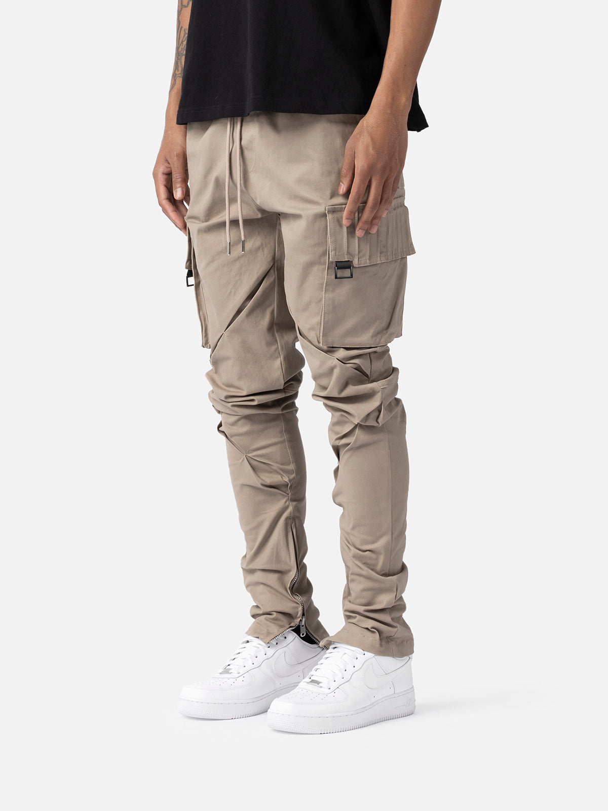 V3 CARGO TAN